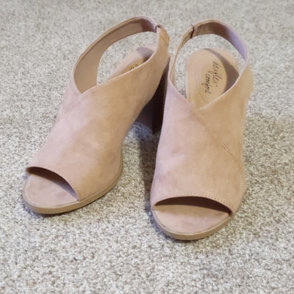 Dexflex Tilda suede block heel